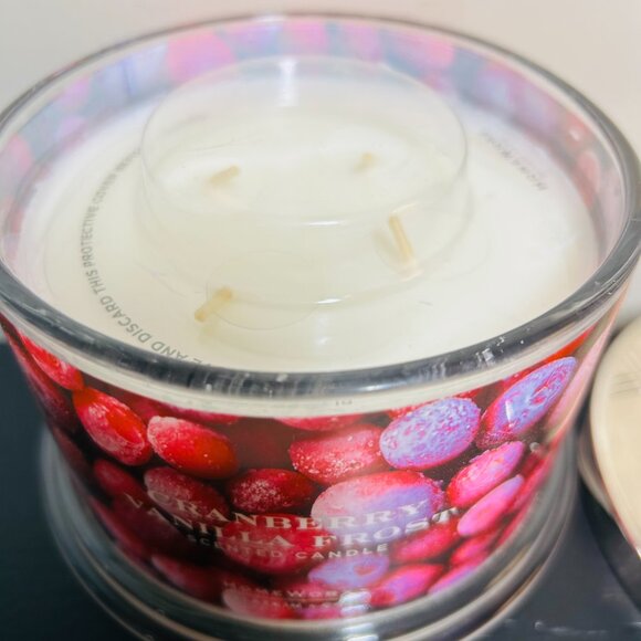 HomeWorx by Slatkin Cranberry Vanilla Frost 4-Wick 18oz Candle NEW - Picture 2 of 3